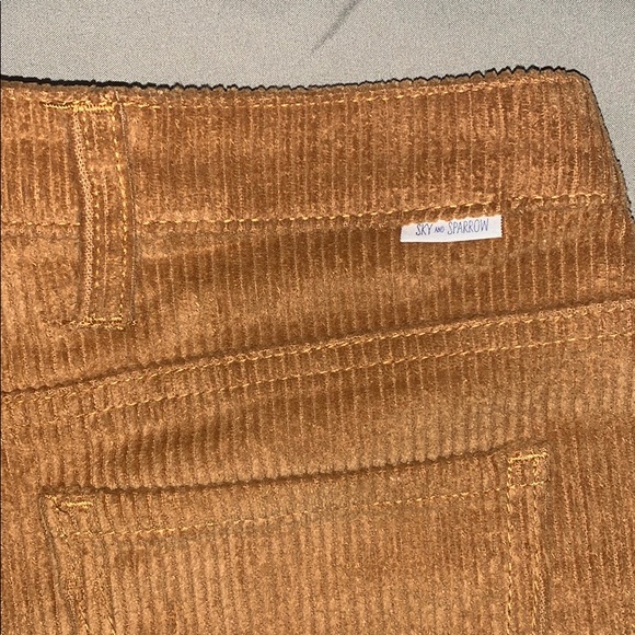 SOLD - Picture 4 of 5